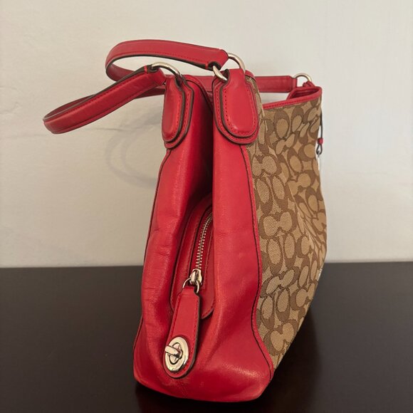 Coach Red Leather Brown Signature Jacquard Edie Shoulder Bag 31 - Picture 2 of 13